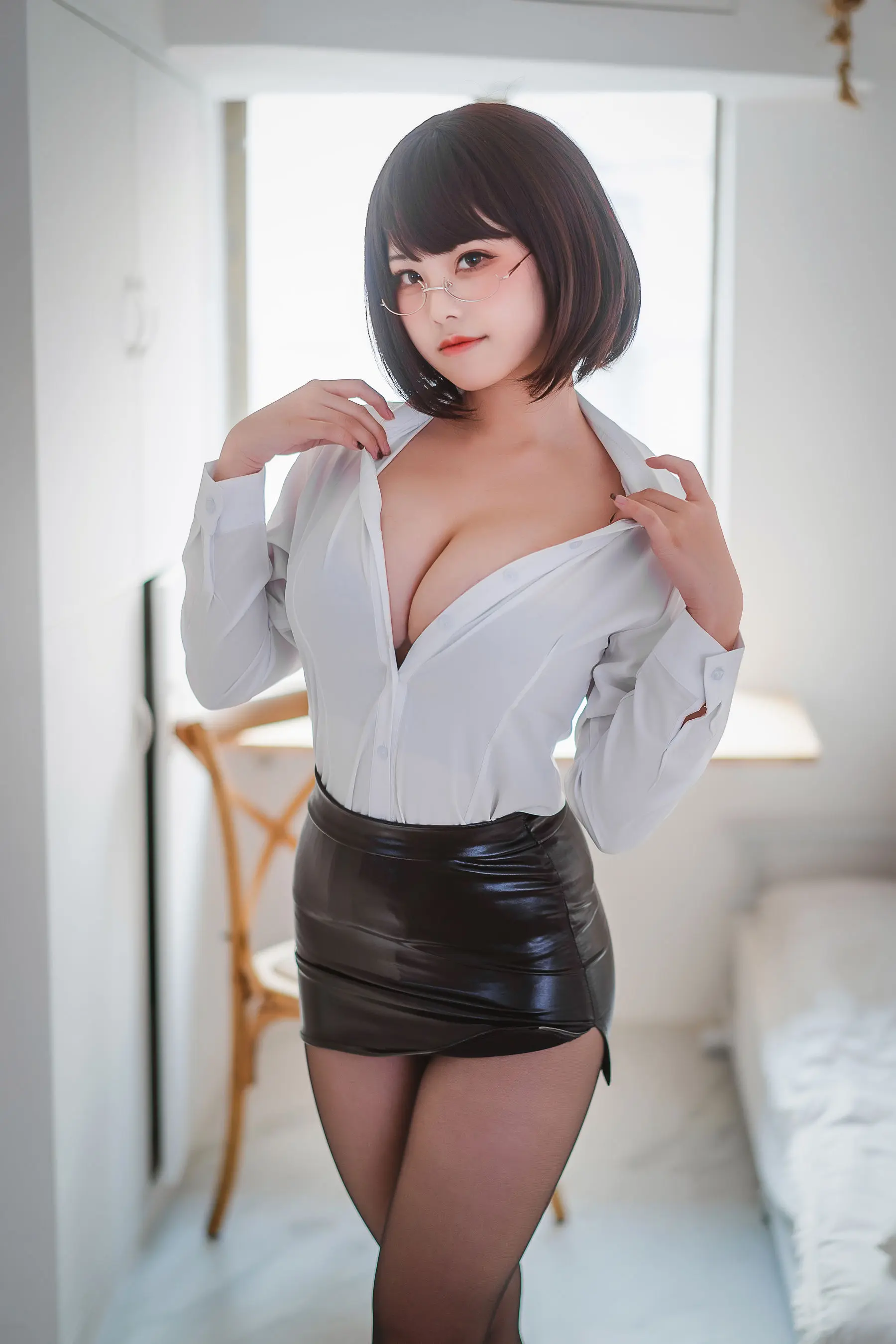 蜜汁猫裘奶牛
