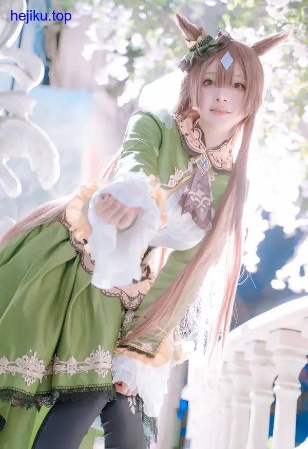 黑龙贯通双手握剑剑柄 手指握法细节