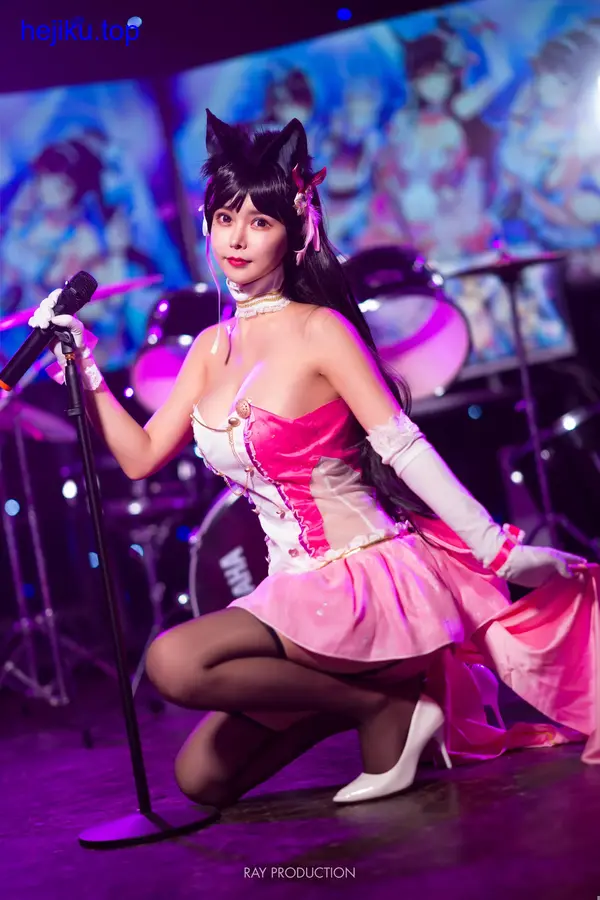 亚马逊鲶鱼服装道具细节特写