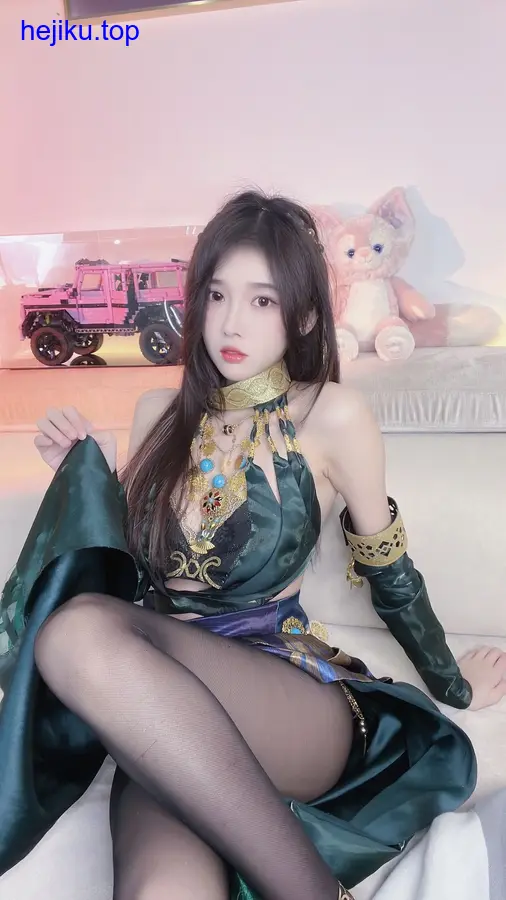 小小奶瓶儿的cosplay新作，简直让人惊艳不已！ - 图4