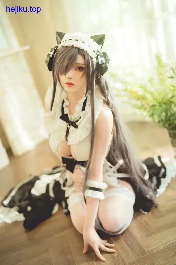 菌烨tako乳胶紧身衣半哑光全身照