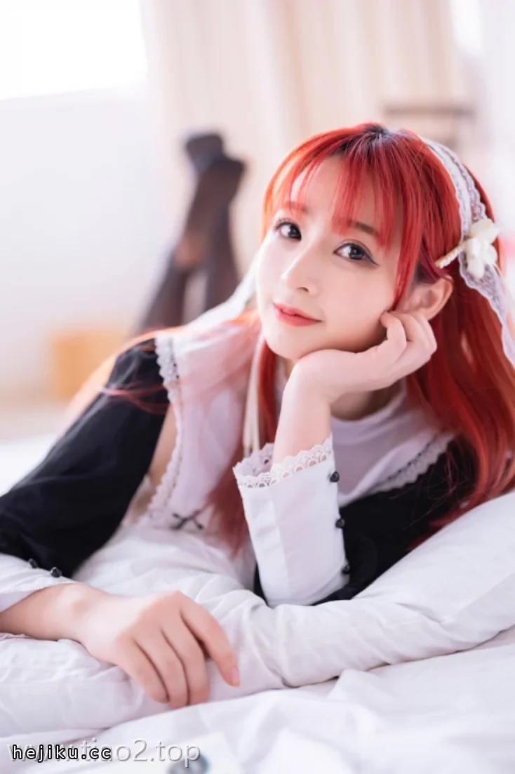 Coser叉子宝宝修女cos照合集文章配图3