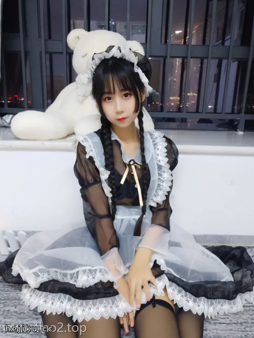 萌芽儿o0夏日清凉系透明女仆cosplay图集，把角色演成看得见的风文章配图4