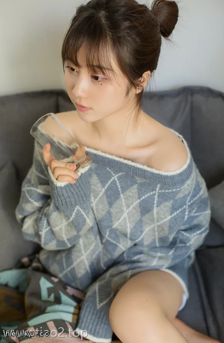 Coser镜酱是谁？她的cosplay图片有多还原，聊聊镜酱的不知梦日常文章配图2