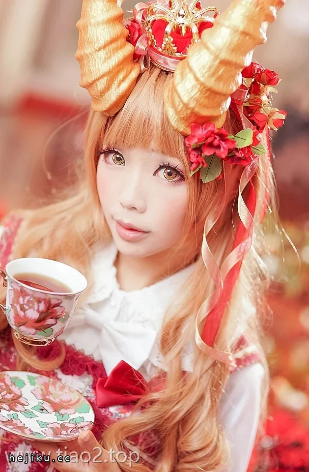 Coser_ElyEE子个人资料与午茶角少女cosplay图集鉴赏文章配图4