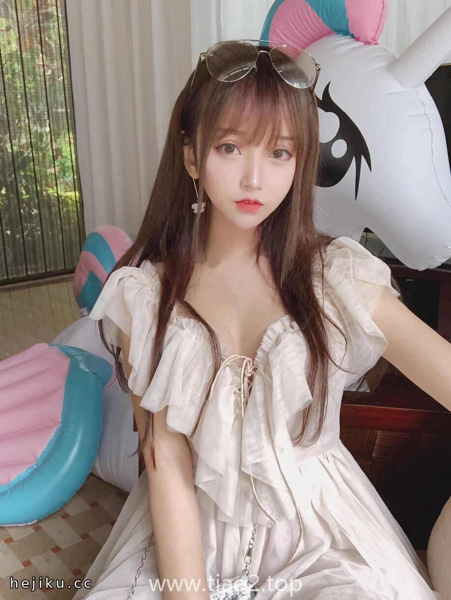 家里转悠拍出81张图，过期米线线喵的《日常2》把生活拍出了另一种节奏文章配图1