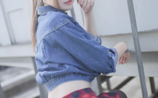 揭秘yoko宅夏体操服cos合集：4大图包在线+校服写真全览