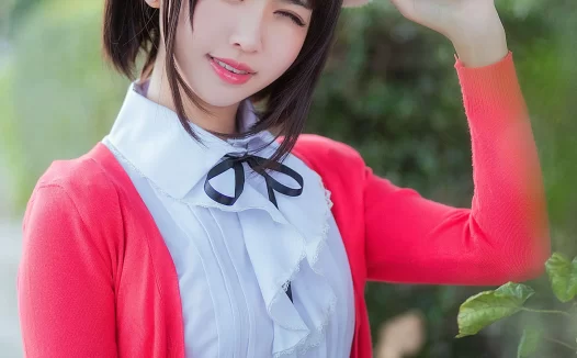 鳗鱼霏儿cos图集新作曝光,旗袍街拍泳装造型全套奉上