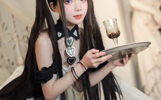 花柒Hana灵魂潮汐写真曝光 斯卡蒂COS作品全览引爆话题