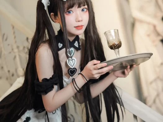 花柒Hana灵魂潮汐写真曝光 斯卡蒂COS作品全览引爆话题