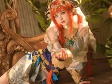 白莉爱吃巧克力写真高清壁纸欣赏，甜蜜的日常分享！