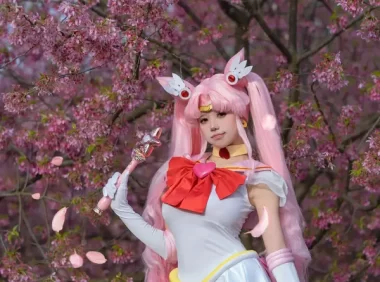 咬一口兔娘全集高清免费观看，太惊艳了！