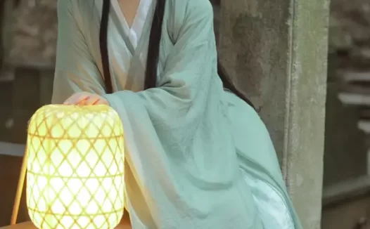 白莉爱吃巧克力cos作品吸睛？这波拍摄花絮甜到心坎了！