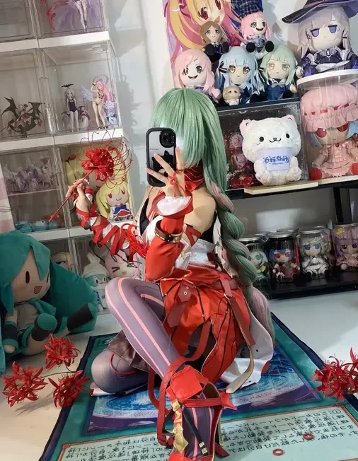 白栎Shirly的cosplay作品，让人眼前一亮