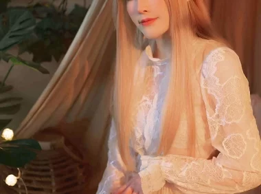 精灵cos别再只看套路了，鹿八岁这套59张作品才是真灵魂