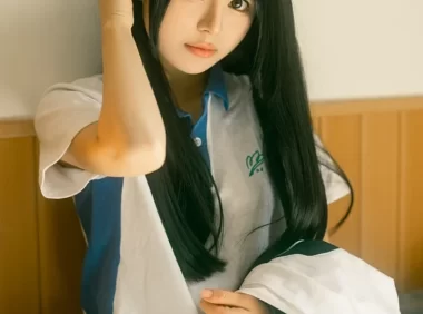 rua阮阮不靠道具靠生活痕迹，越翻越舒服的居家写真新作