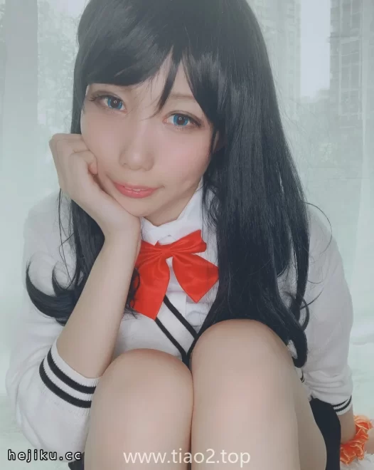 如月灰宝多六花cosplay这组图，把普通感演活了，看完有点说不上来的怅然