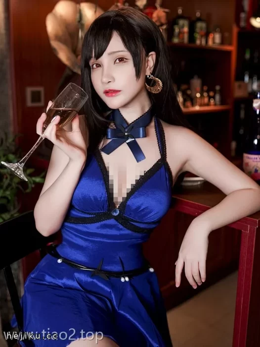 Coser千夜未来(Senya Miku)到底多大？这组蒂法cosplay图片带你细看