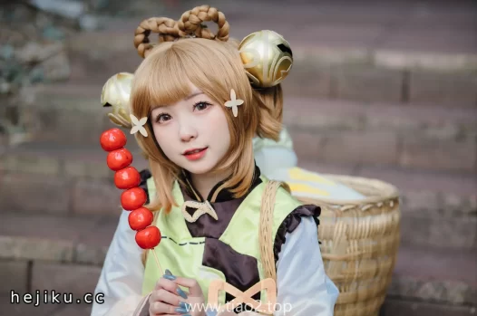 花铃的瑶瑶组图01期：十五张高清作品打破“挂件”标签