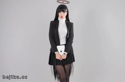 碧蓝档案莉音cos太还原了,Coser轩萧学姐高清图集一次看个够