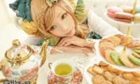 Coser_ElyEE子个人资料与午茶角少女cosplay图集鉴赏:把下午茶拍成少女心小确幸