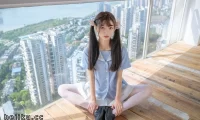 赤西夜夜双马尾JK操场照刷屏，阳光下的清甜颜值让人挪不开眼