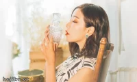 穆零Mu0全新cos作品The White Rose,19张图把白玫瑰的清冷感拍透了