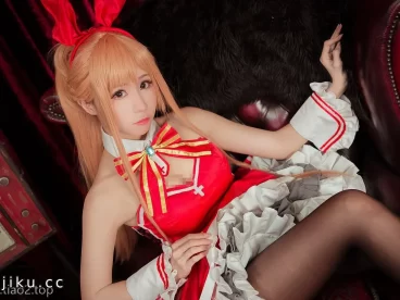 白神泱Shiraga Yanko《刀剑神域》亚丝娜cosplay图片：这组还原拍出了角色的气场