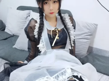 萌芽儿o0夏日清凉系透明女仆cosplay图集，把角色演成看得见的风