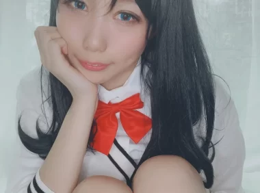 如月灰宝多六花cosplay这组图，把普通感演活了，看完有点说不上来的怅然