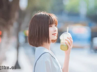 Coser_河豚抚子《春天有个约会》22张cosplay图片，耐看的地方不在还原度而在节奏感