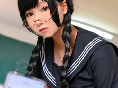 PAKI酱005期班长cos图赏 衣服越紧细节越带劲 376M高清套图来了