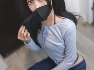 杏仁曲奇吉他妹妹2.0看完，真有让人想找把吉他弹弹的感觉